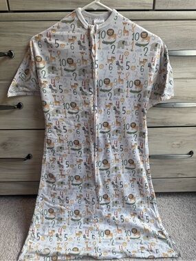 Sleeping Baby Zipadee-Zip Swaddle Animal & Numbers Sleep Sack